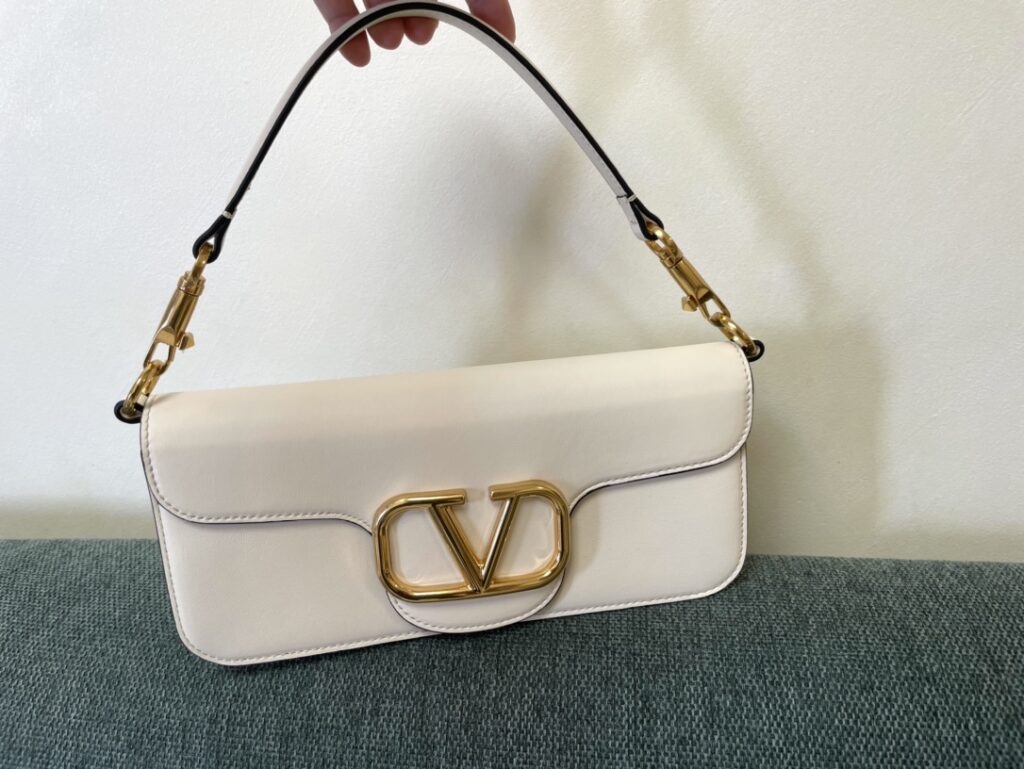 Valentino-VLogoSignacar-White