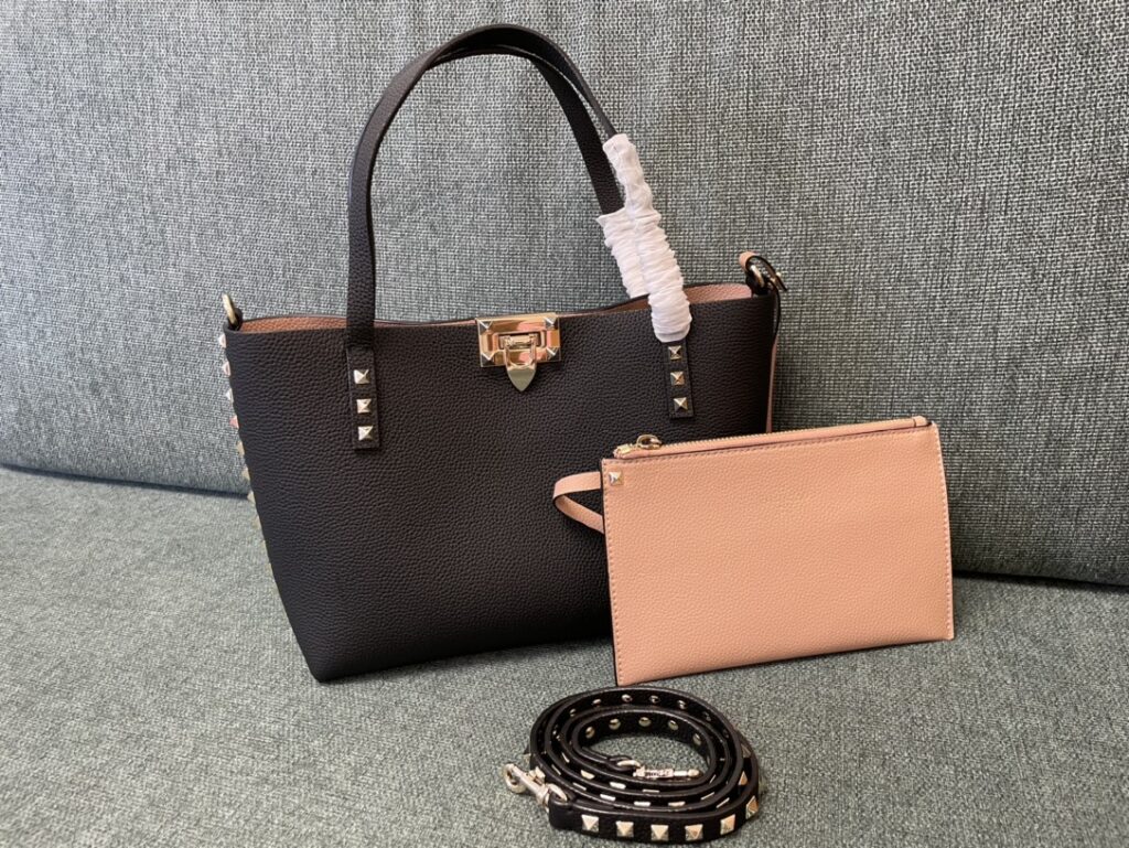 VALENTINO-Double-sided shopping bag-Grass color and apricot color