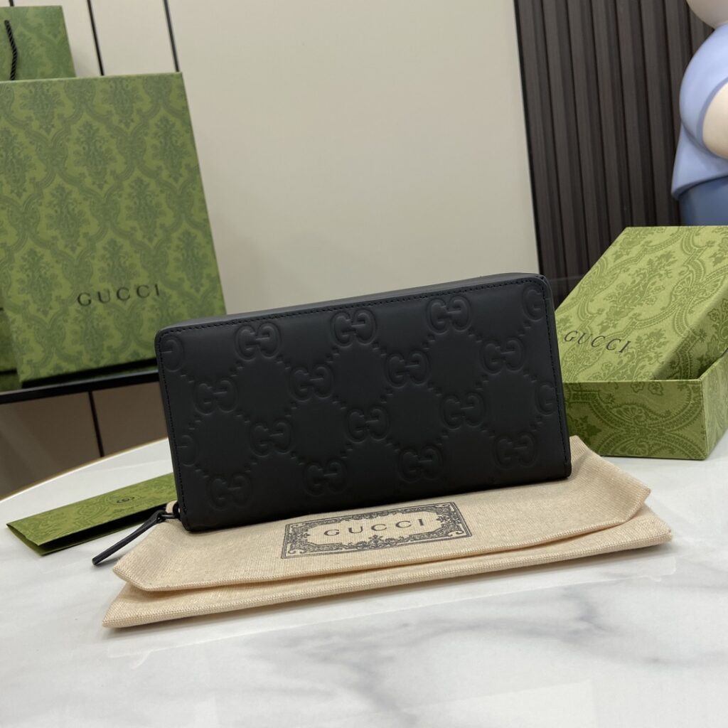 Gucci-Black-771421