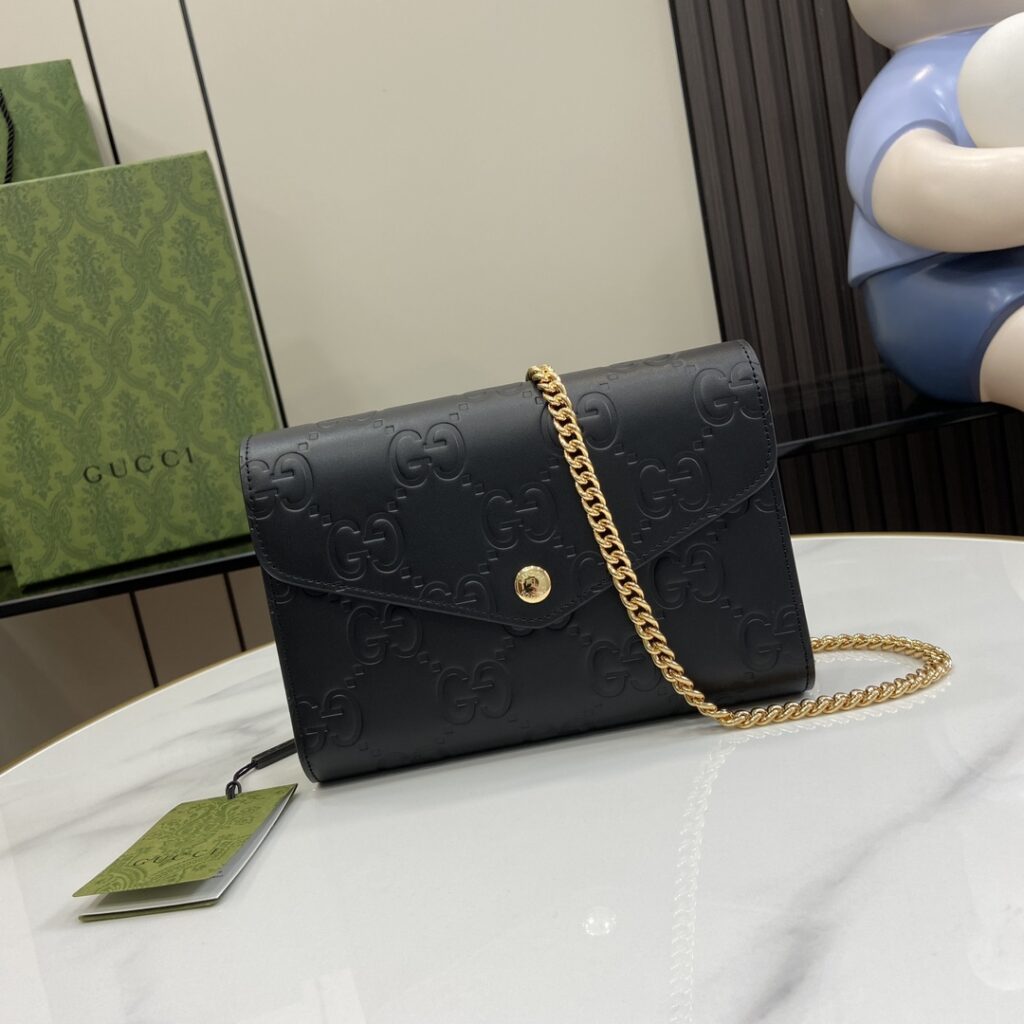 Gucci-Black wallet with chain-781555