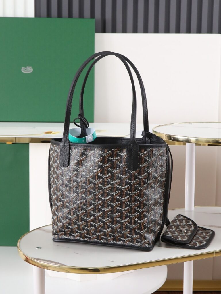 Goyard-2321-Black