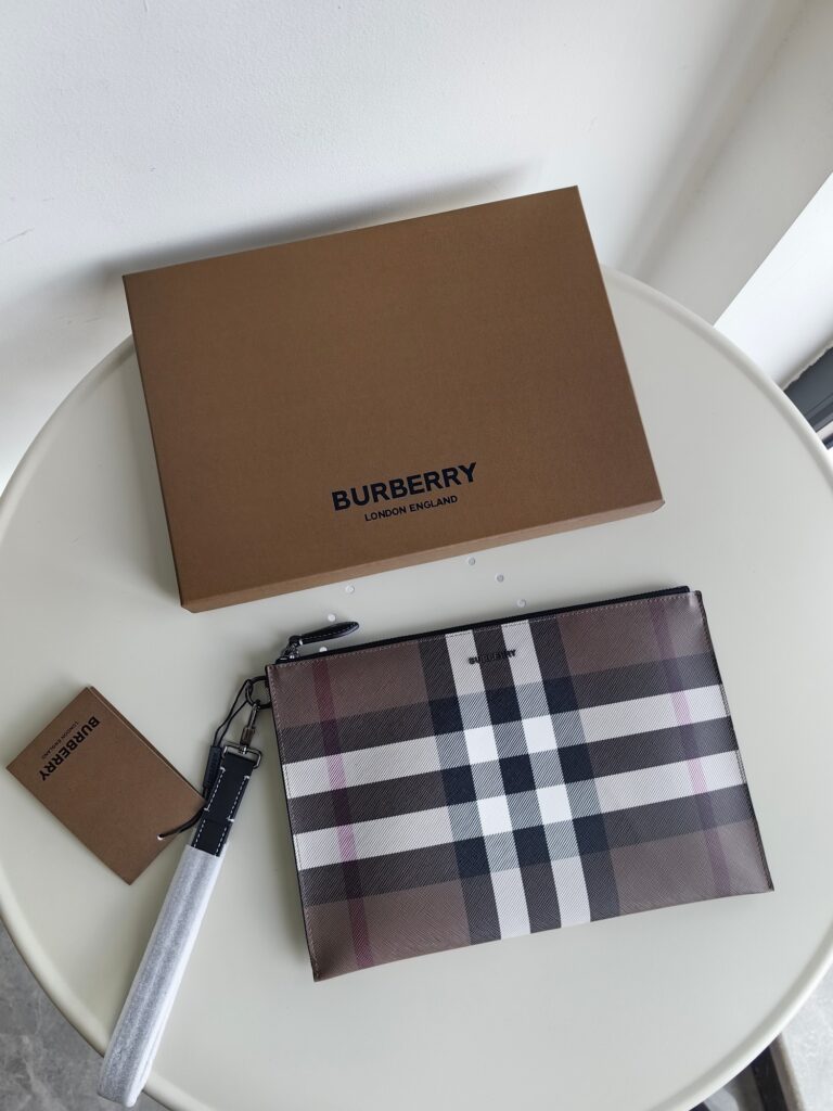 Burberry-BurLondon-Brown plaid