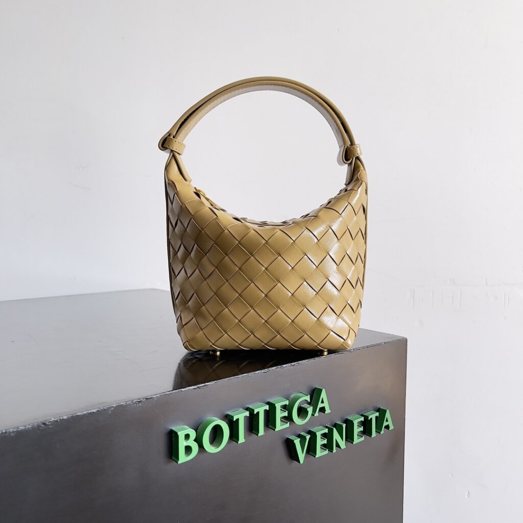 Bottega Veneta-Intrecciato-Brown
