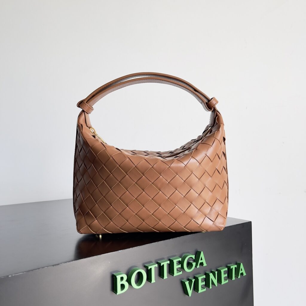 Bottega Veneta-Nappa-Brown