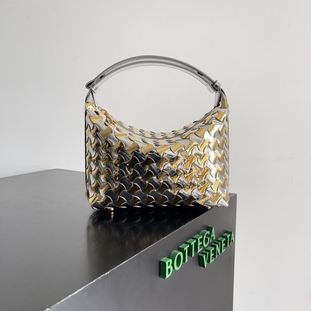 Bottega Veneta-Nappa-Gold
