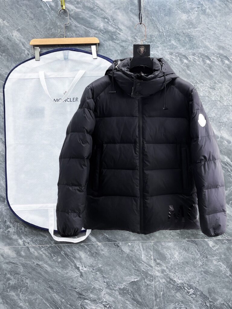 Moncler-Men's-Black-S/M/L/XL/XXL