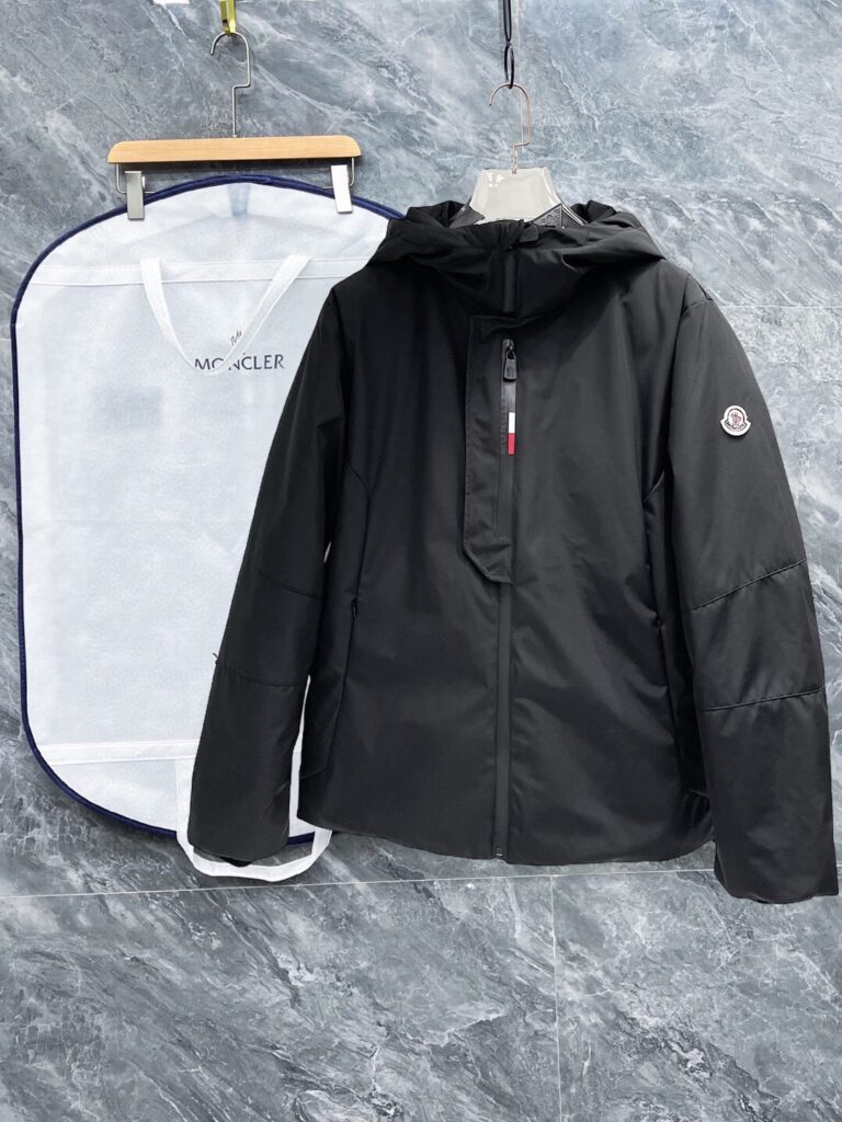 Moncler-Men's-Black-S/M/L/XL/XXL