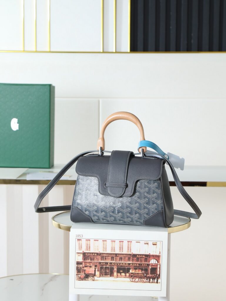 Goyard-Saigon-Grey
