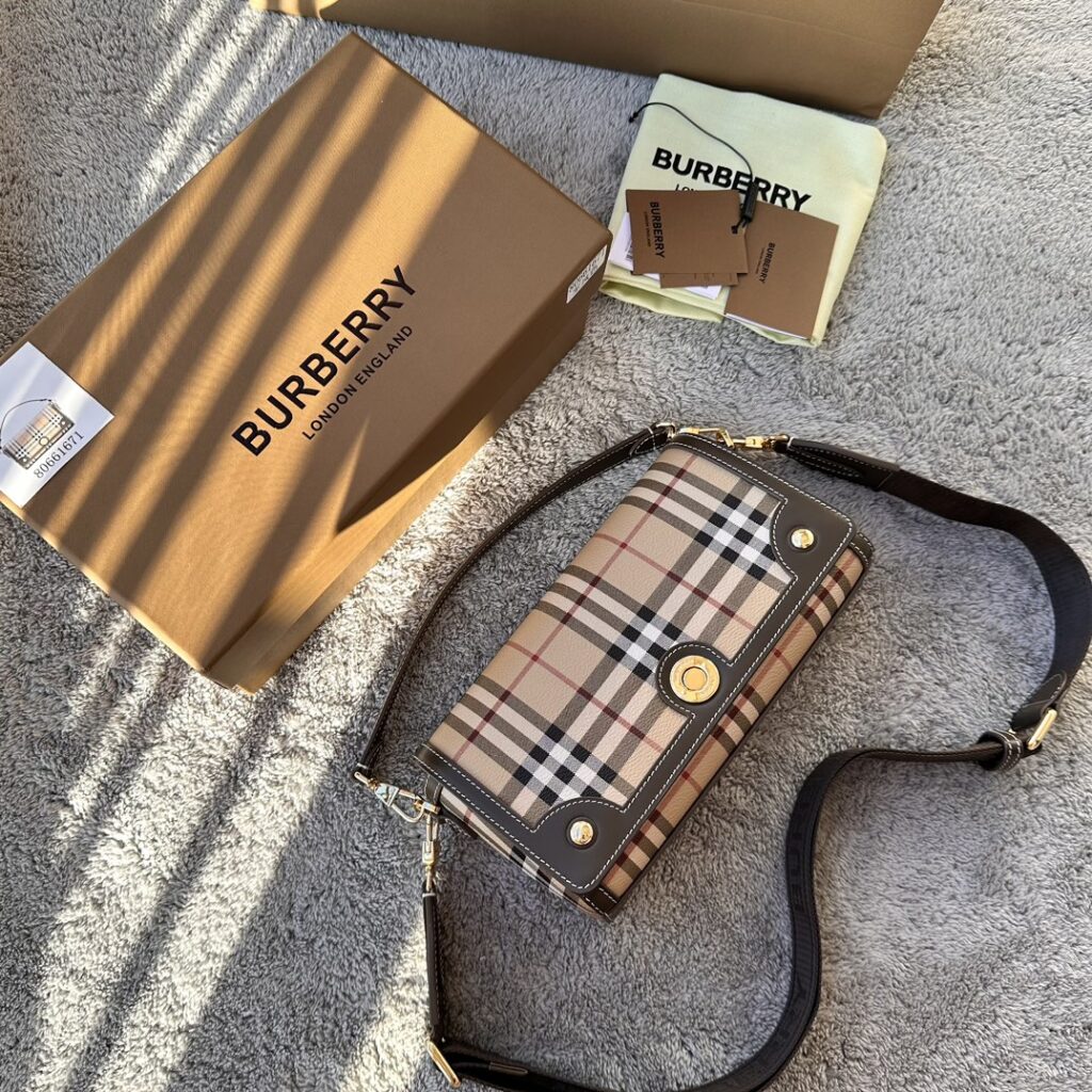 Burberry-Classic plaid-167163