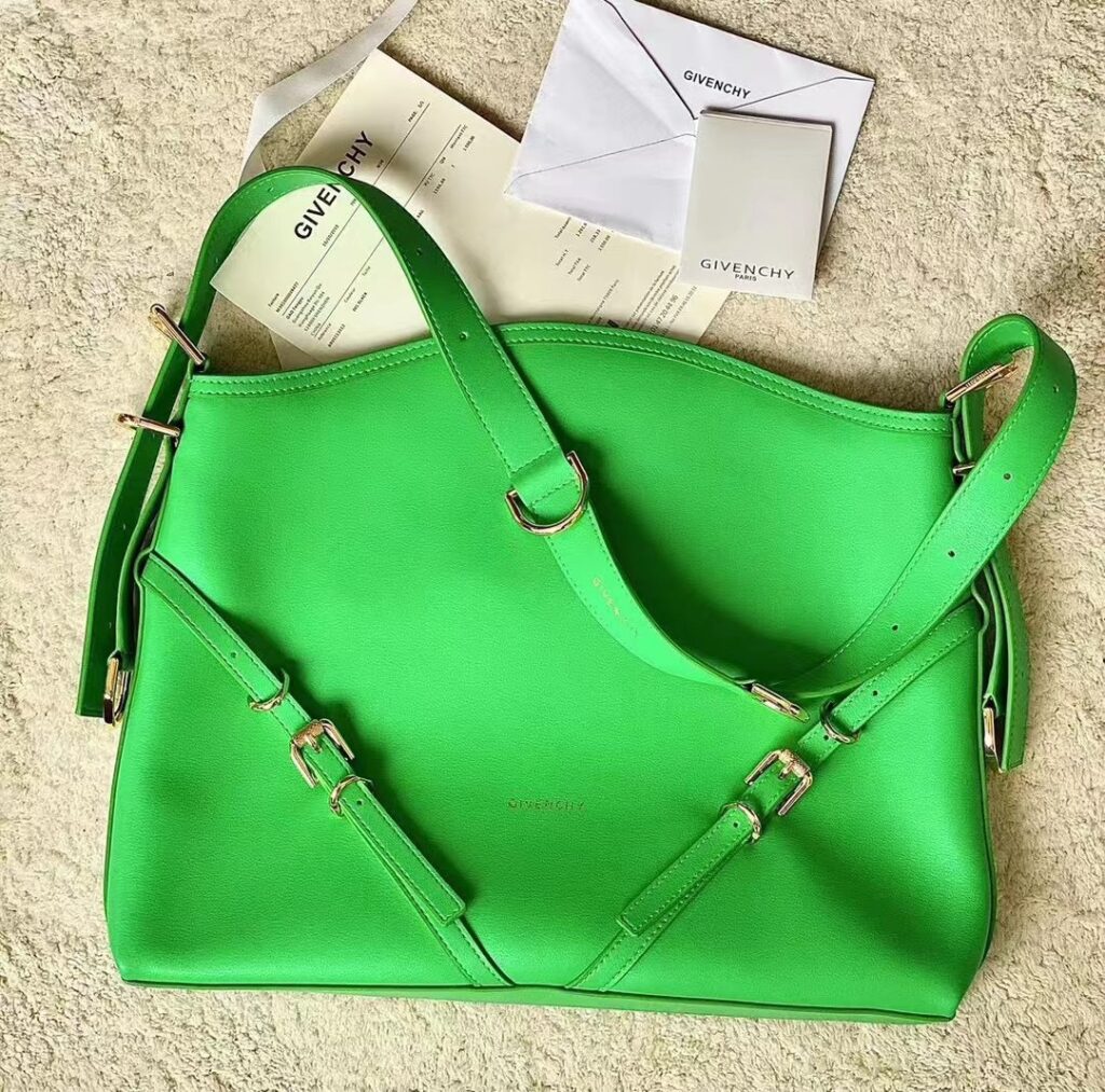 Givenchy-VOYOU-green
