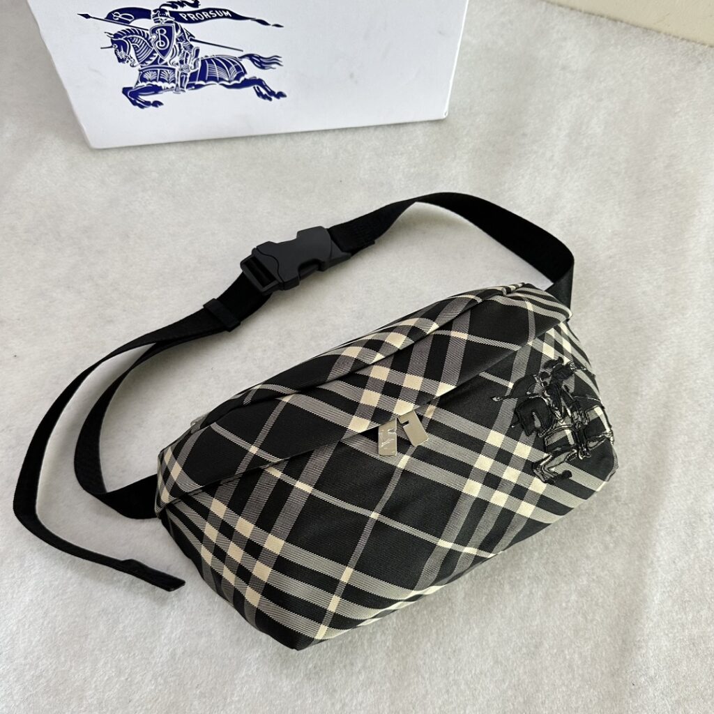 Burberry-Fanny pack-Canvas-Black