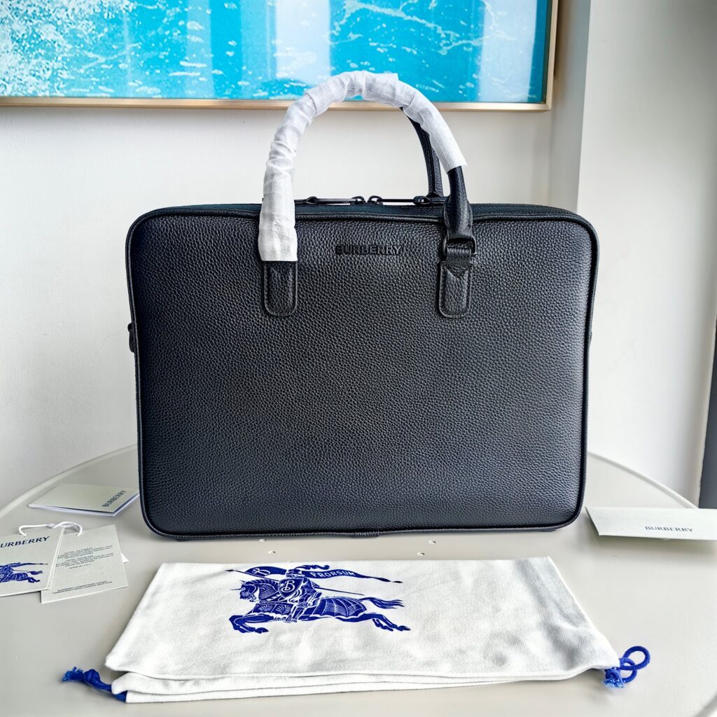 Burberry-Briefcase-All balck-80732721
