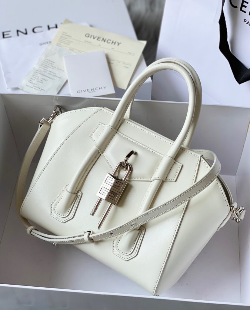Givenchy-Antignoa