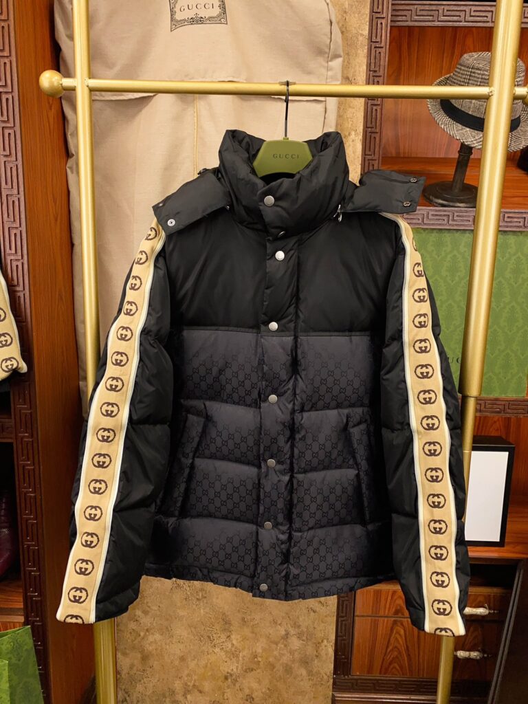 Gucci-Unisex-Black-S/M/L/XL