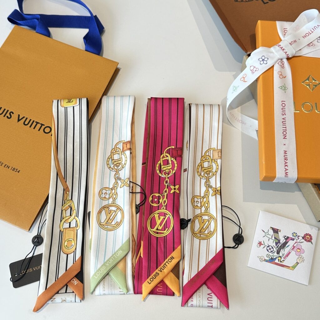LV-Scarf