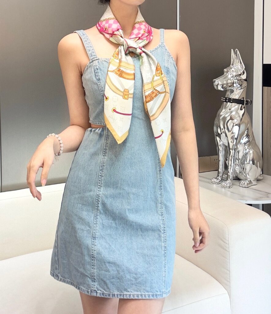LV-Scarf