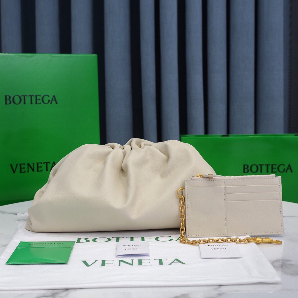 Bottega Veneta-Clutch-White