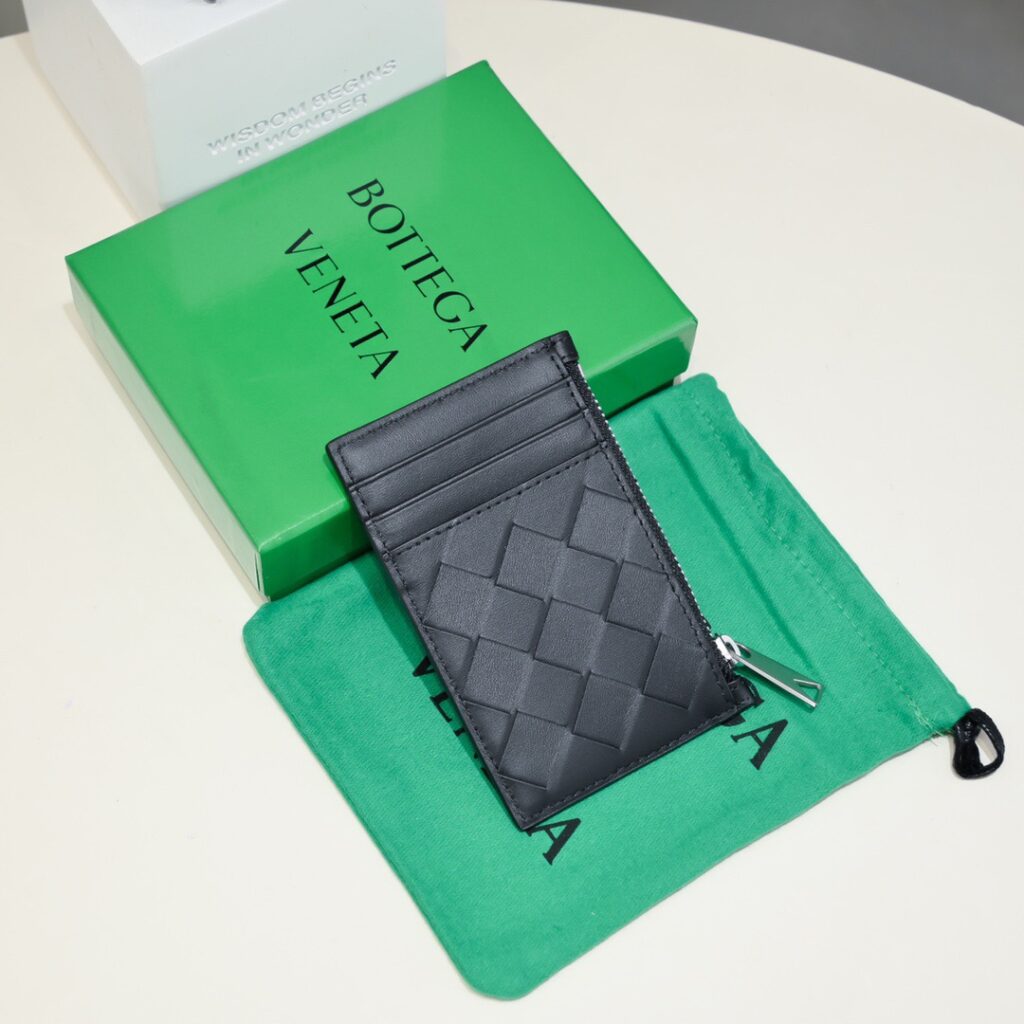 Bottega Veneta-Wallet-Black