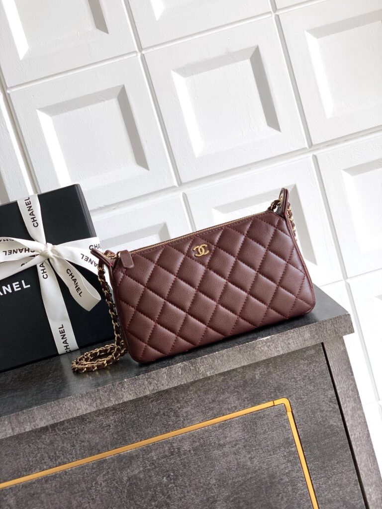 Chanel-25B-Chocolate