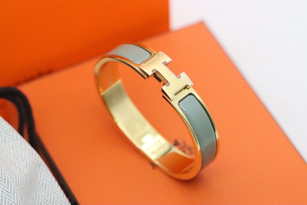 Hermes-H-Bracelet-Grey