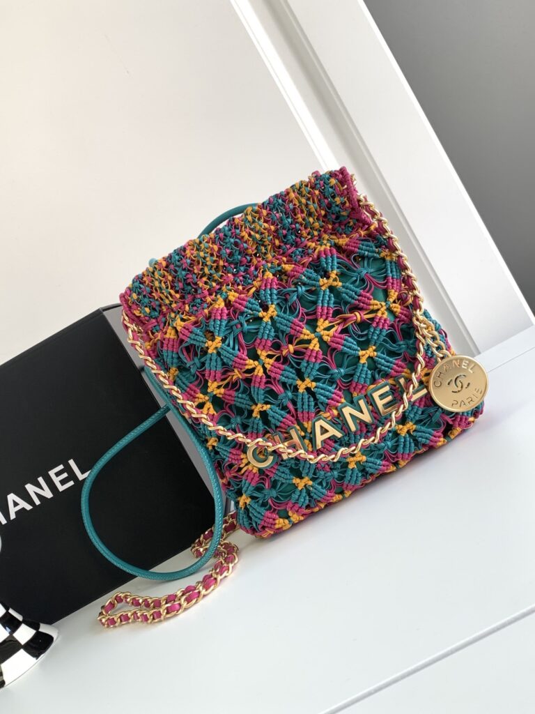 Chanel 22 mini bucket bag