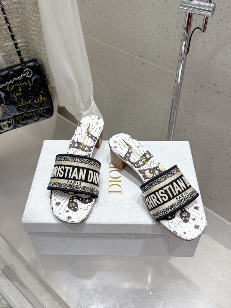 Dior Woman Small Heels White&Black（35-43）